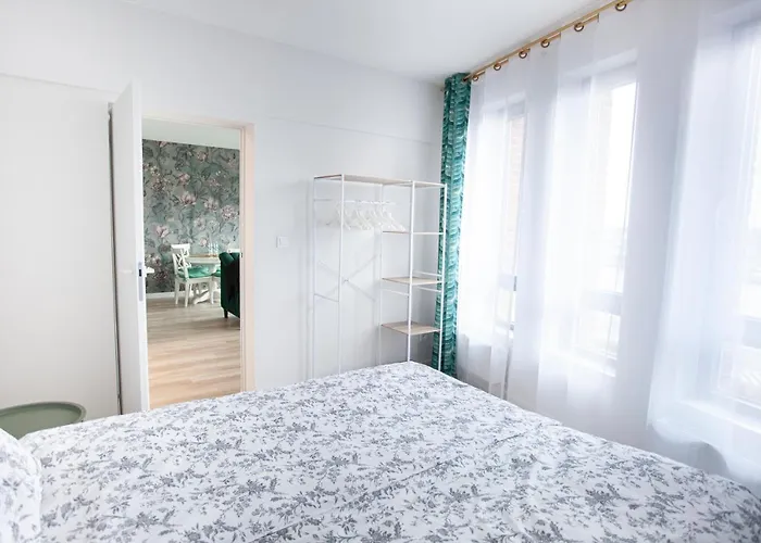 Space Old Town - River View