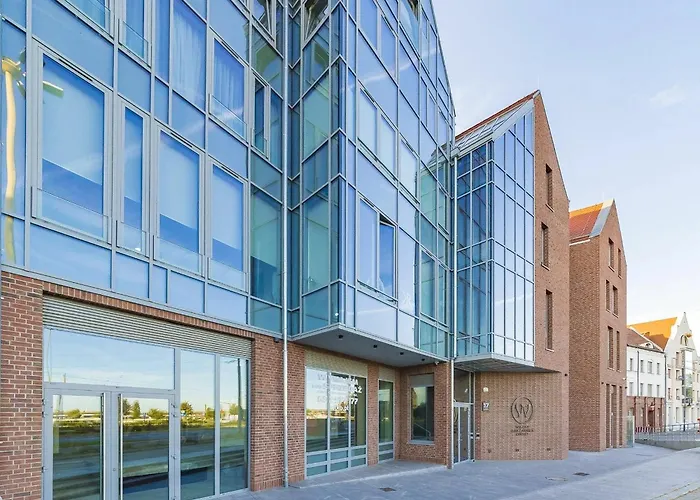 Space Old Town - River View Lägenhet